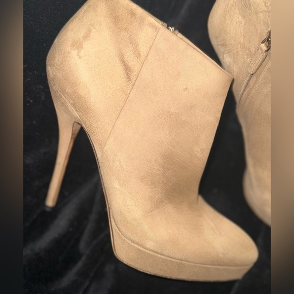 Gucci Suede Striped Boots Women's Size: 39.5 - Picture 7 of 16